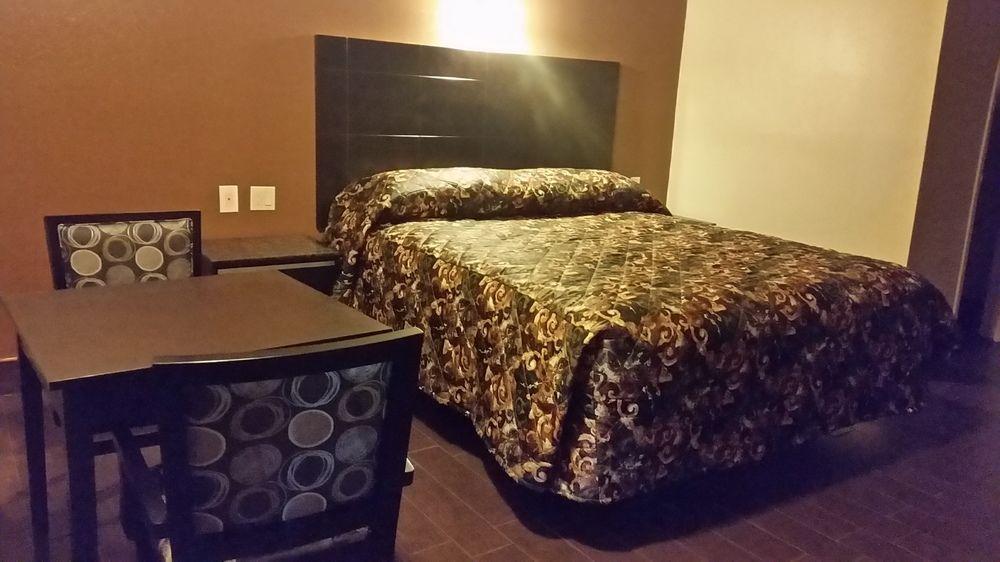 Hotel 6-orange, Ca - Anaheim Orange