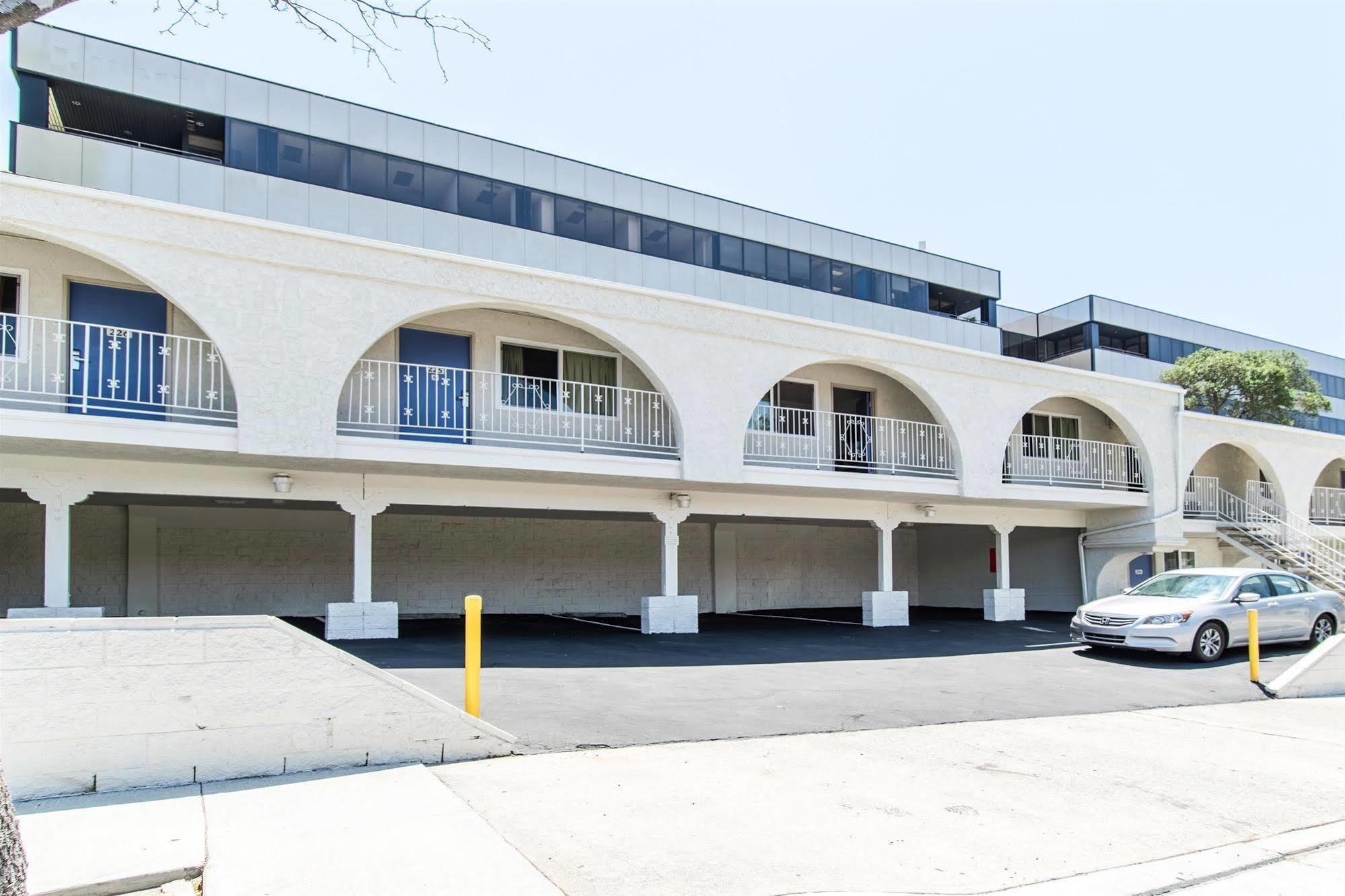 6-orange, Ca - Anaheim