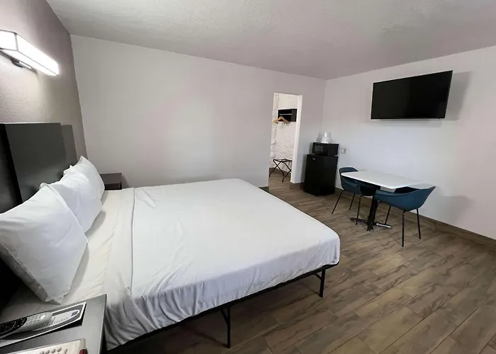 Motel 6-Orange, Ca - Anaheim