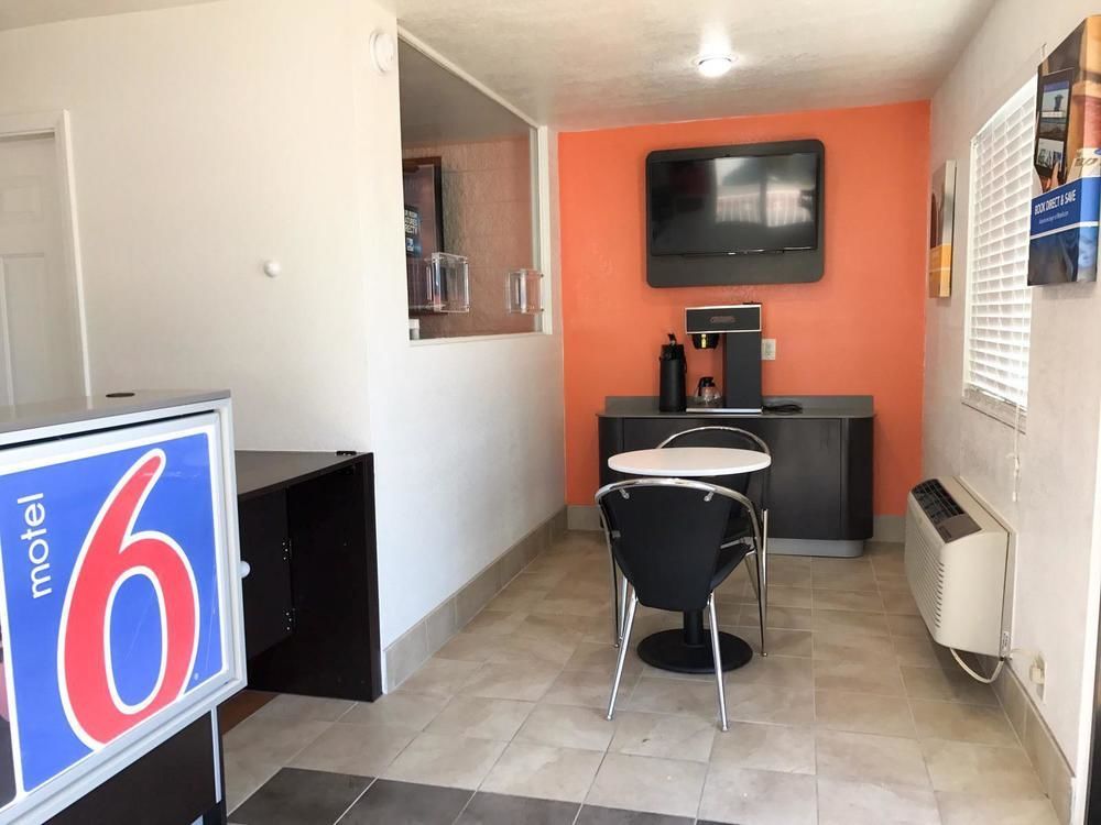 6-orange, Ca - Anaheim 2*