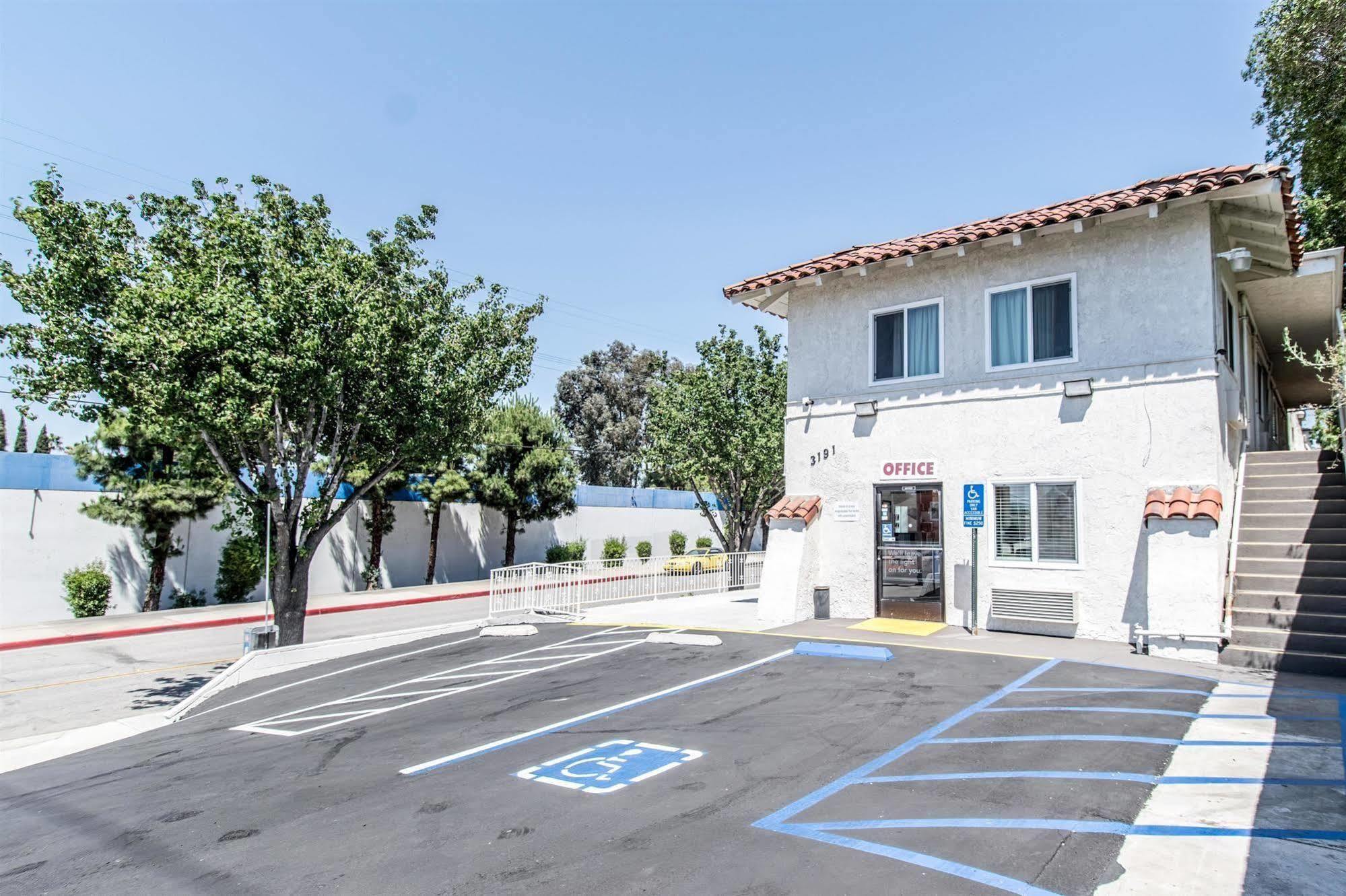 6-orange, Ca - Anaheim Hotel